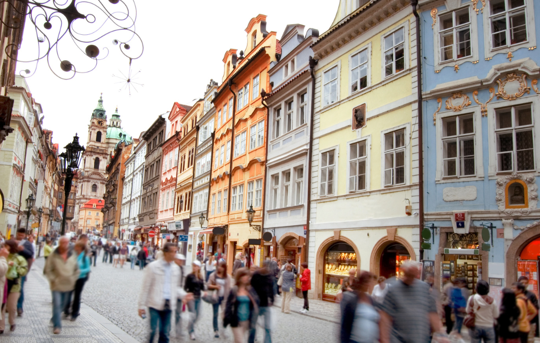 Prague’s Unique Sculptures and Monuments: A Public Art Tour