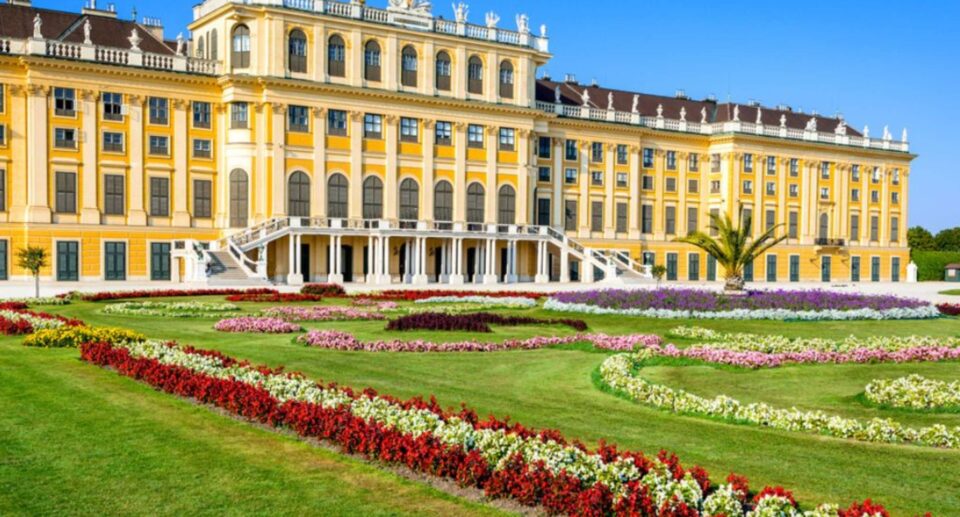 Summer at Schönbrunn: Where Royalty Meets Sunshine