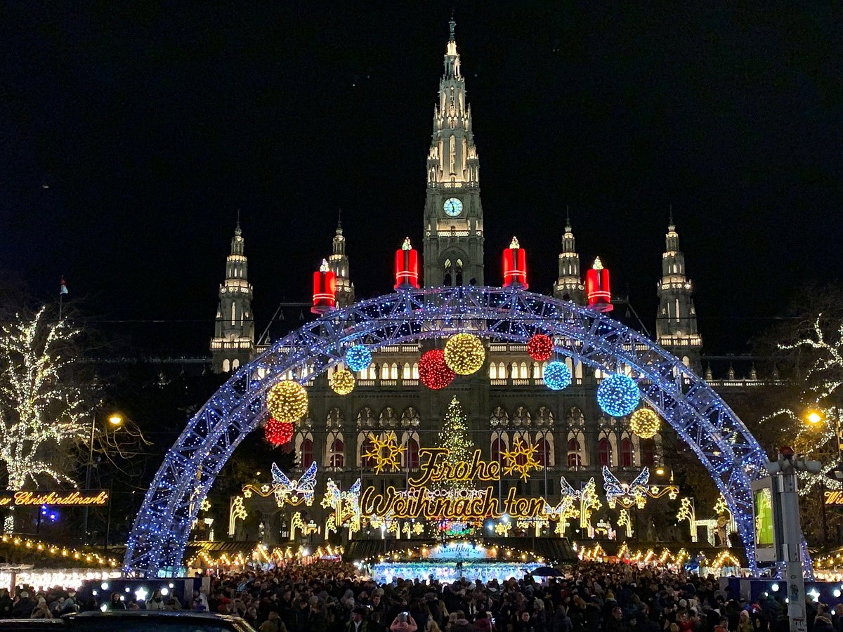 Vienna’s Christmas Markets: A Winter Wonderland
